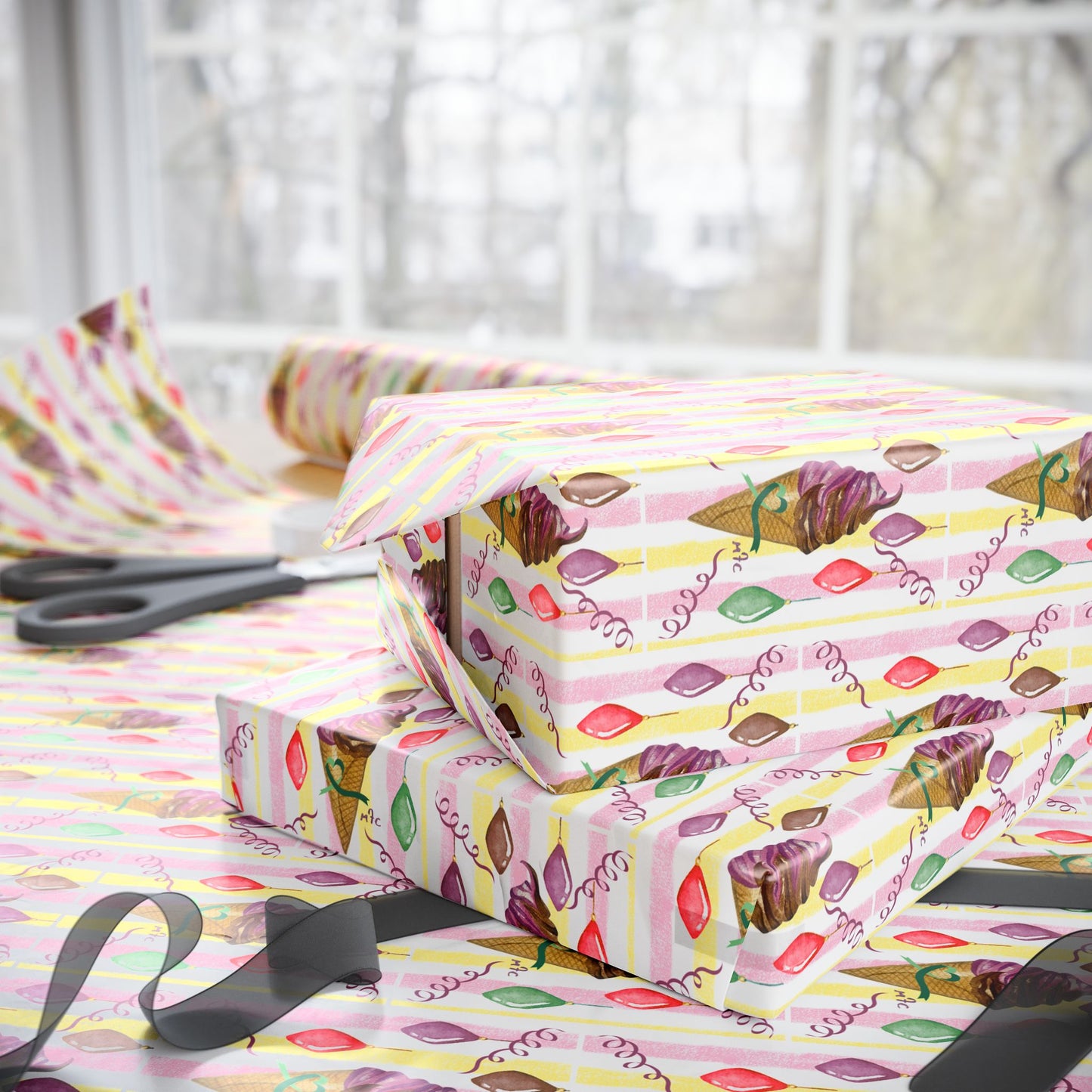 Vintage-Style Ice Cream Cone Christmas Wrapping Paper